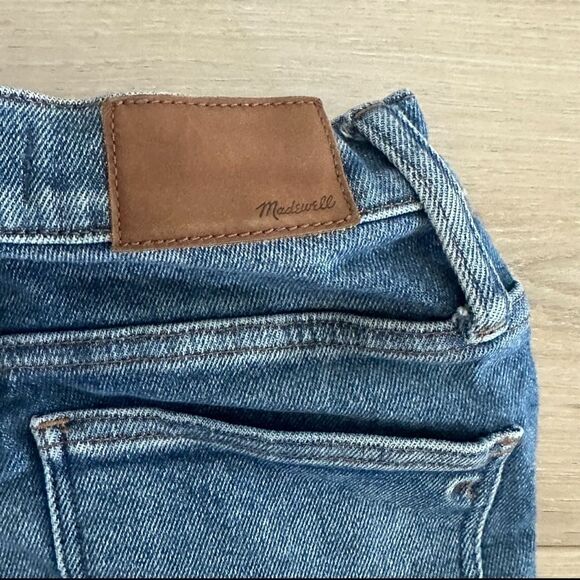 Madewell 10” Hi Rise Button Fly Raw Hem Skinny Jeans Size 24 - Picture 5 of 13